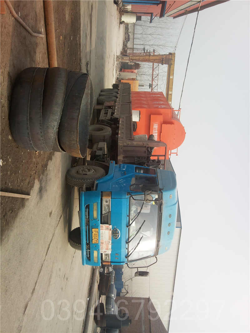 四吨燃油蒸汽锅炉(图1)