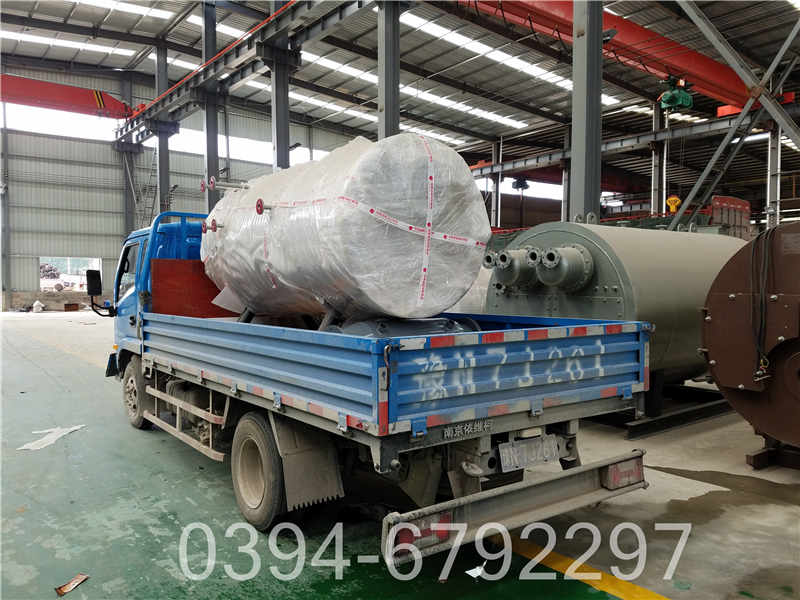80万大卡燃油热水锅炉(图1)