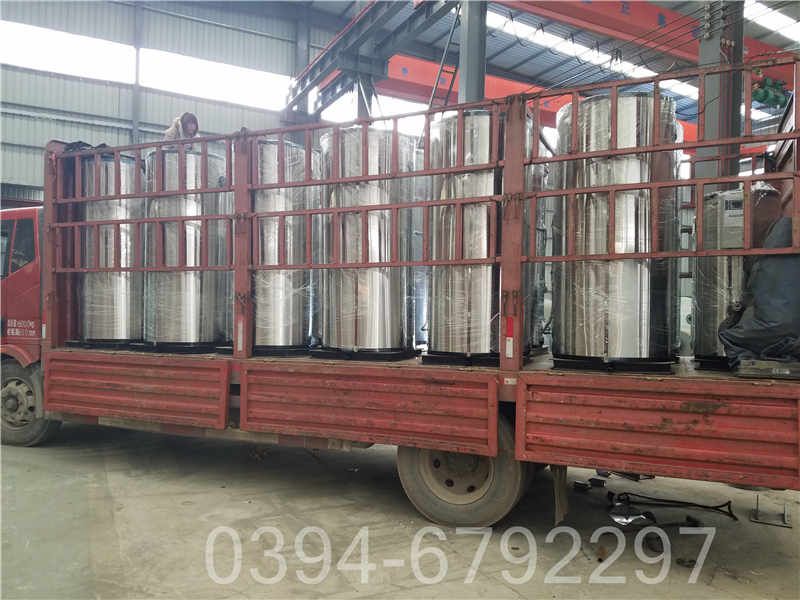 黑龙江CWNS1.05-85/60-QY液化气热水锅炉(图1)